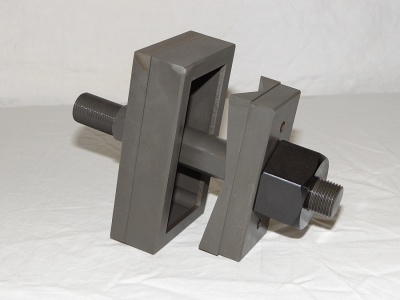 Made-to-measure rectangular punches for electrical cabinet doors, low voltage panels, electrical boxes and enclosures