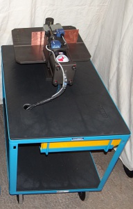 Mobile hydraulic bending machine, operated by electro-hydraulic control unit with foot pedal for bending 160x10mm copper bars